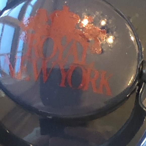 Authentic new 3 pc juicy couture pacifiers set - Picture 6 of 11